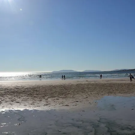 Beatiful Holiday Flat In Finisterre With Sea Views And Next To The 