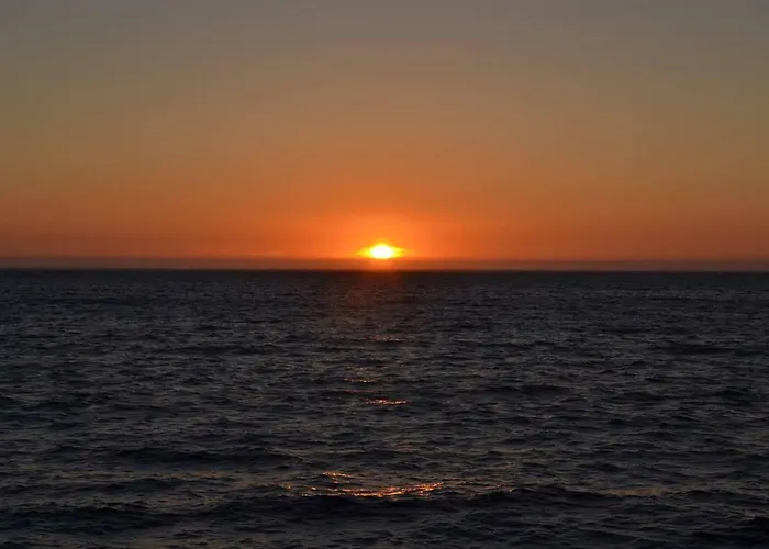 Beatiful Holiday Flat In Finisterre With Sea Views And Next To The \