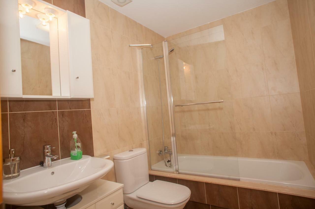 Beatiful Flat In With Sea Views And Next To The 